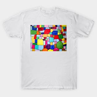 Megaliths - colorful puzzle T-Shirt